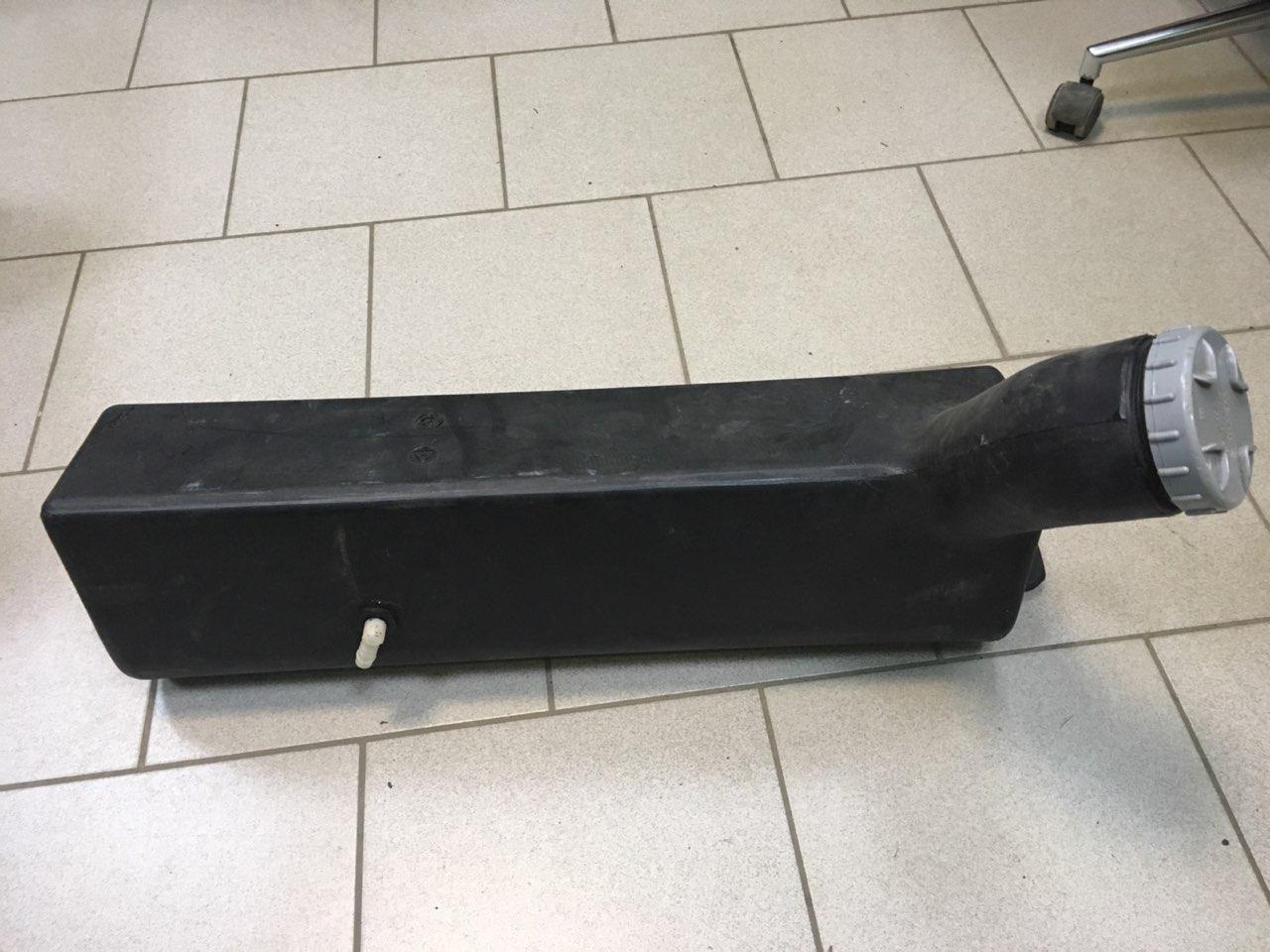 Бак эмульсии катка Bomag 65271001